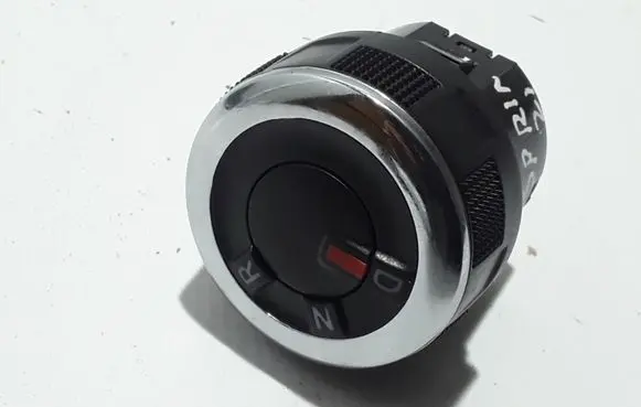 Dacia Spring Gear shift switch/knob 251305880R