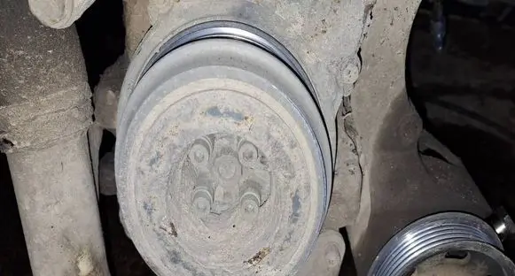 Volkswagen Sharan Crankshaft pulley 