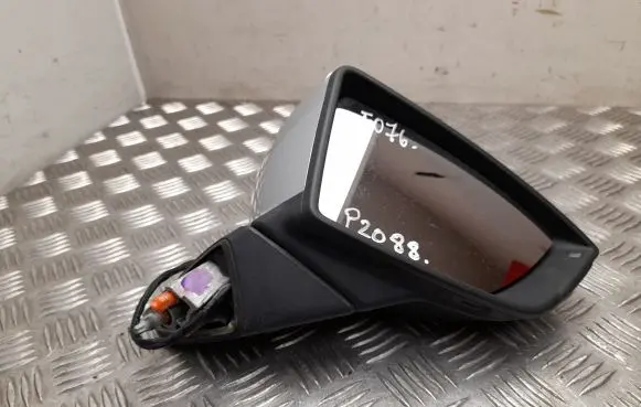 Seat Leon (5F) Front door electric wing mirror 5F1857507P