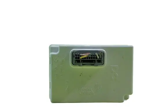 Smart ForFour II W453 Central body control module 284E75272R