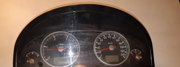 Ford Mondeo Mk III Speedometer (instrument cluster) 1S7F10841