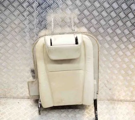 Rear seat