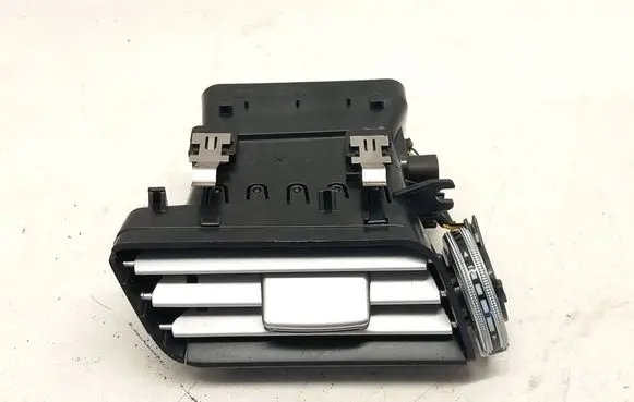 Mercedes-Benz E W212 Dashboard side air vent grill/cover trim A2128303354