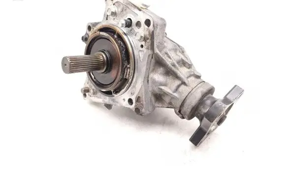 Nissan X-Trail T31 Gearbox transfer box case 33100JD600