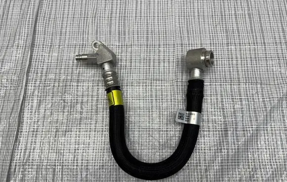 Maserati GranTurismo Air conditioning (A/C) pipe/hose 6701820870