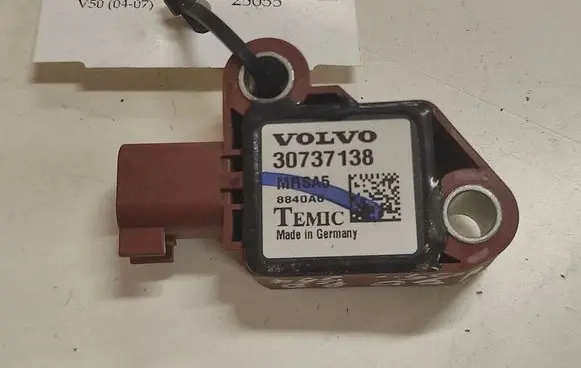 Volvo V50 Airbag deployment crash/impact sensor 30737138