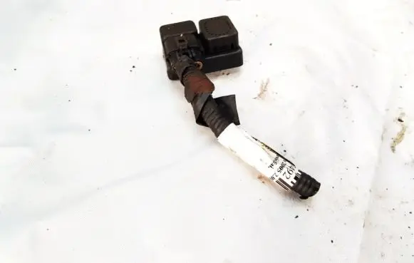 Sensor