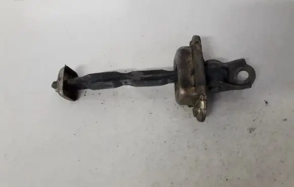 Nissan Almera N16 Rear door check strap stopper