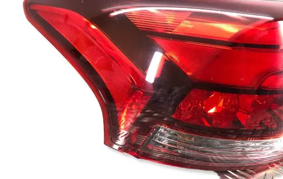 Mitsubishi Outlander Rear/tail lights 14258 E2010202 W2889