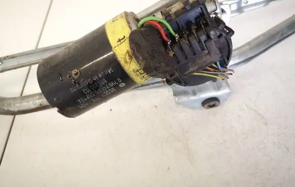 Audi A4 S4 B5 8D Wiper motor 8D1955113