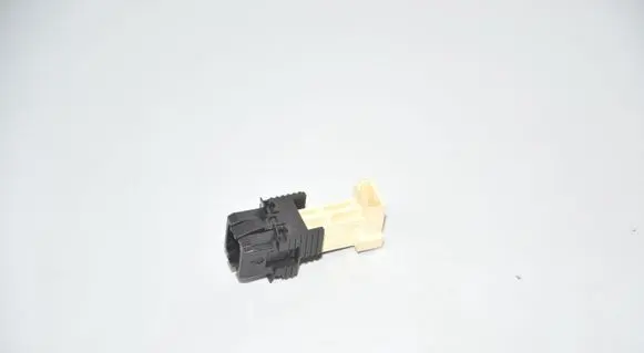 BMW 4 F32 F33 Brake pedal sensor switch 9240076
