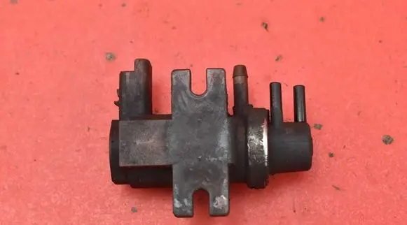 Citroen Berlingo Vacuum valve 9652570180