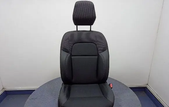 Chevrolet Express Front passenger seat 