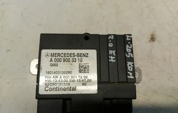 Mercedes-Benz C W205 Fuel pump relay A0009003310
