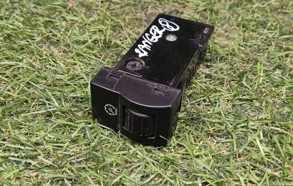 Ford Ranger Panel lighting control switch UR66666RO