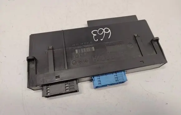 BMW 3 E90 E91 Central body control module 61359131782 61359364821