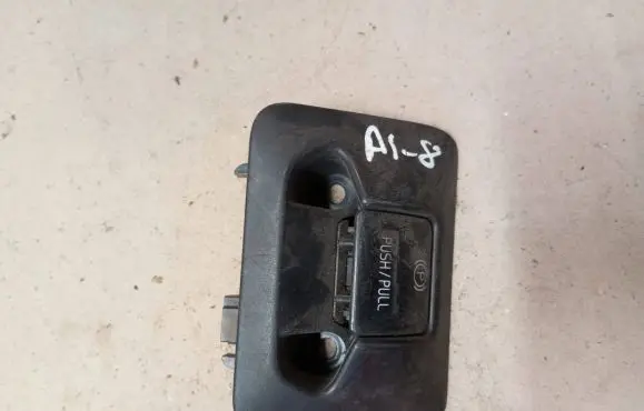 Volvo XC60 Hand parking brake switch 30773539 07W20K