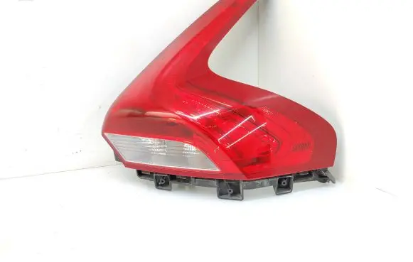 Volvo V40 Rear/tail lights 31283340