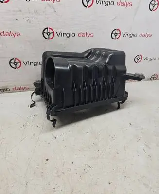 Hyundai Santa Fe Air filter box cover 281122B200