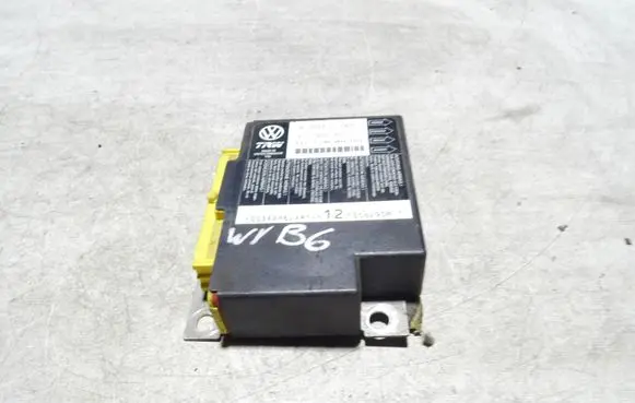 Volkswagen PASSAT B6 Airbag control unit/module 3C0909605J