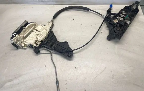 Fiat Freemont Rear door lock P04589915AD H5002 T69KD3421