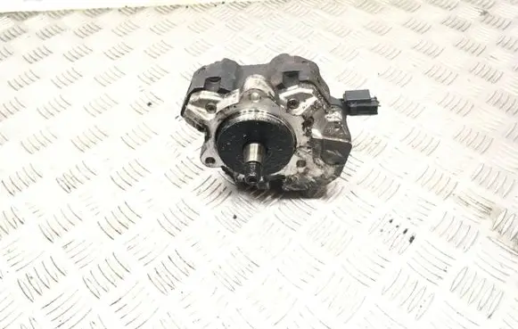Fuel injection high pressure pump