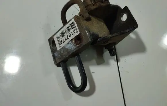 Honda Jazz Front door upper hinge 