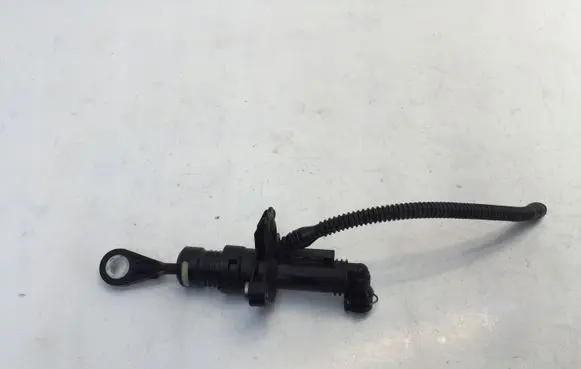 Audi A1 Clutch slave cylinder 2Q0721388