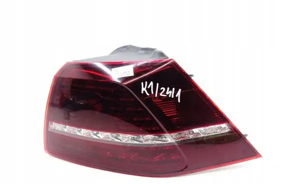 Volkswagen Golf VII Rear/tail lights 5G0945208C