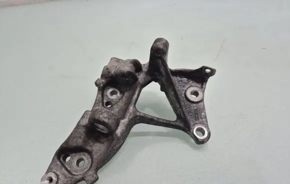 Volvo V40 Generator/alternator bracket 9653249480