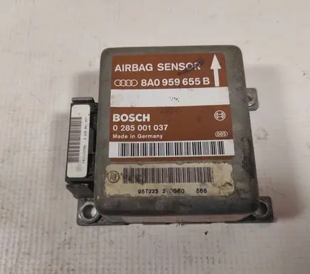 Audi A6 S6 C4 4A Airbag control unit/module 8A0959655B 0285001037