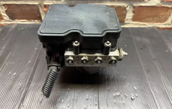Mercedes-Benz Sprinter W906 ABS Pump A9069005702 269800 ZGS001