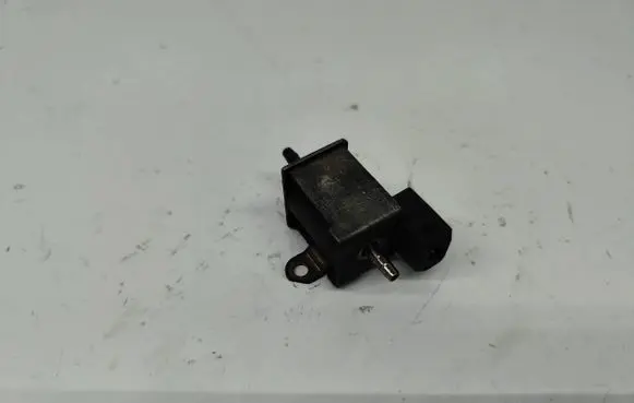 Volkswagen Golf Plus Turbo solenoid valve 026906283H