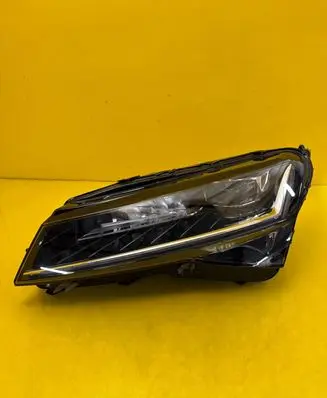 Skoda Superb B8 (3V) Headlight/headlamp 3V1941015D