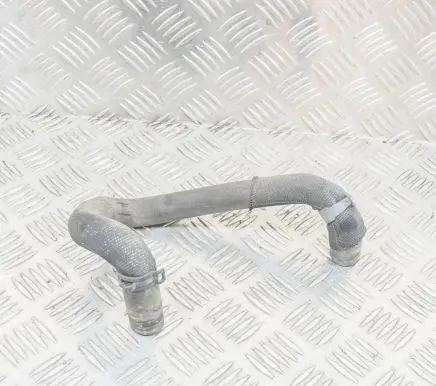 Volkswagen Golf VII Engine coolant pipe/hose
