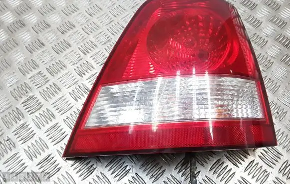 KIA Sorento Rear/tail lights 924023e0