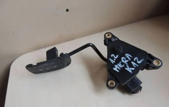 Nissan Micra Accelerator throttle pedal
