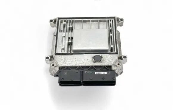 Hyundai Accent Engine control unit/module 3910126AD1 39101-26AD1 9030930743A4