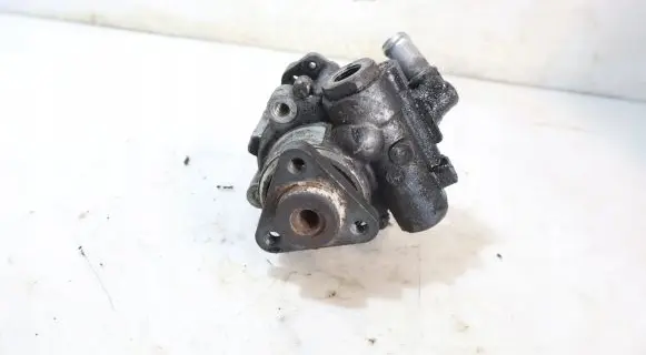 Audi A6 S6 C6 4F Power steering pump