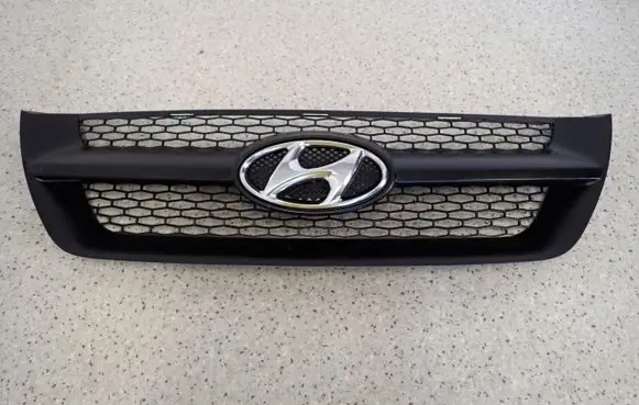 Hyundai Sonata Front grill