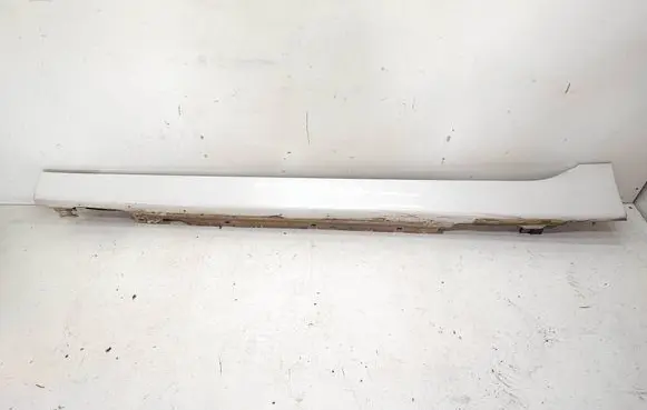BMW 2 F46 Sill 7318851 51777318851