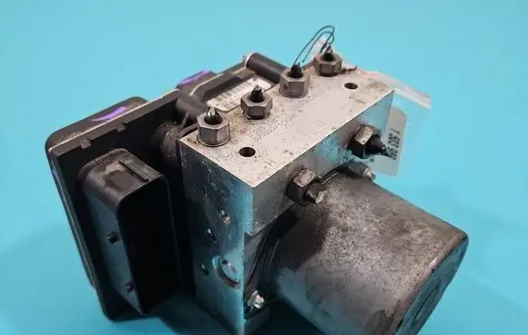 BMW X3 E83 ABS Pump 0265236012 IMPRK1503989