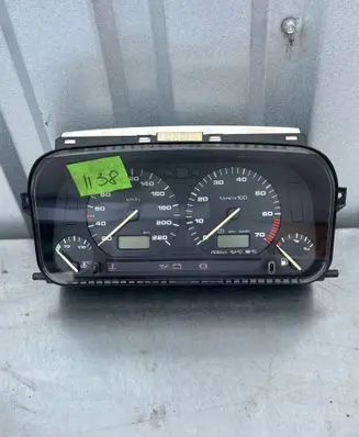 Speedometer (instrument cluster)