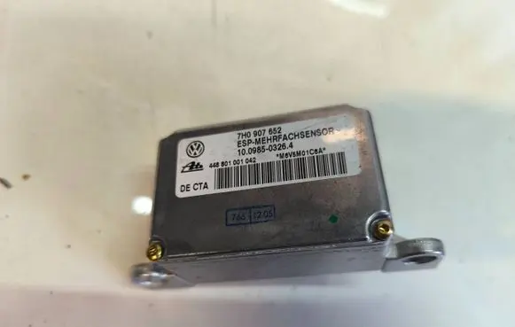 Volkswagen Touareg I ESP acceleration yaw rate sensor 7H0907652 10098503264 448801001042