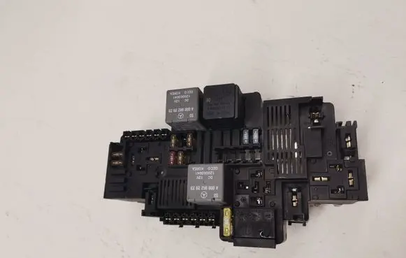 Mercedes-Benz E W213 Fuse module A2139062202