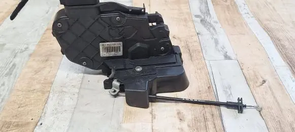 Ford C-MAX I Rear door lock 6M2AR26413EC 970355 A048317