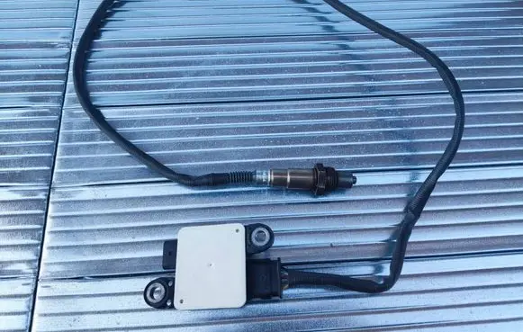 BMW 3 G20 G21 Lambda probe sensor 8582026 0281007690