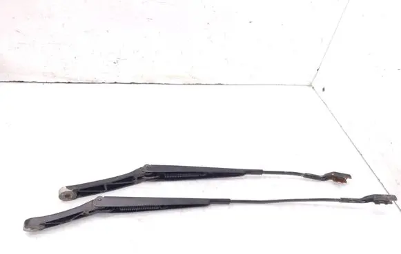 Volkswagen PASSAT B8 Front wiper blade arm 3G1955409 3G1955410