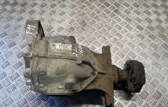 BMW 5 F10 F11 Rear differential 7584448