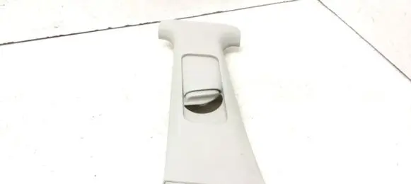 Seat Toledo II (1M) (B) pillar trim (top) 1M0868313